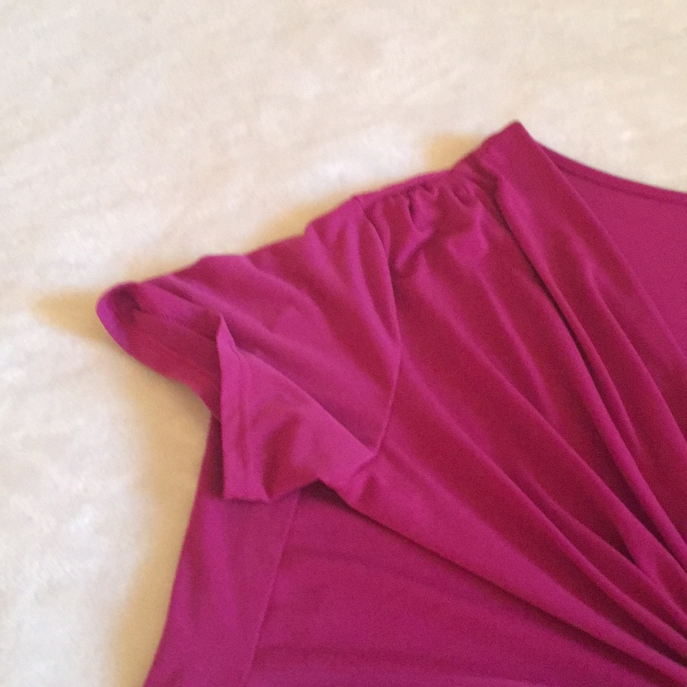 Pink top - Picture 3 of 3